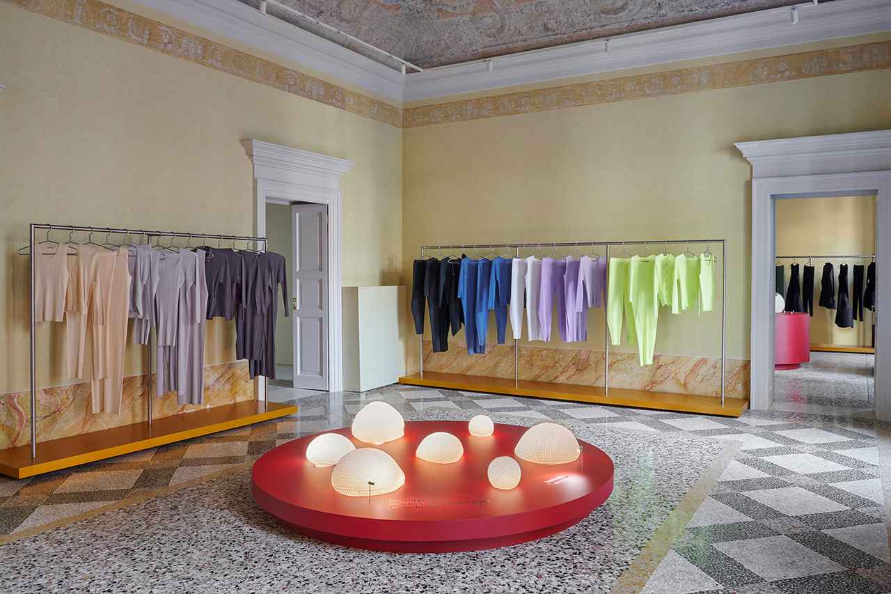 A-POC ABLE ISSEY MIYAKEが ミラノデザインウィークで示した 「一枚の