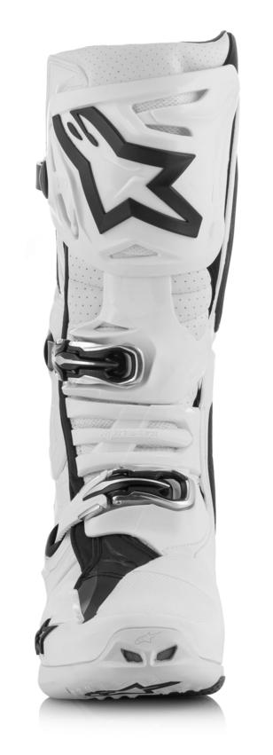 ブーツを蒸れから解き放て。テック10が超涼しげな仕様になりました