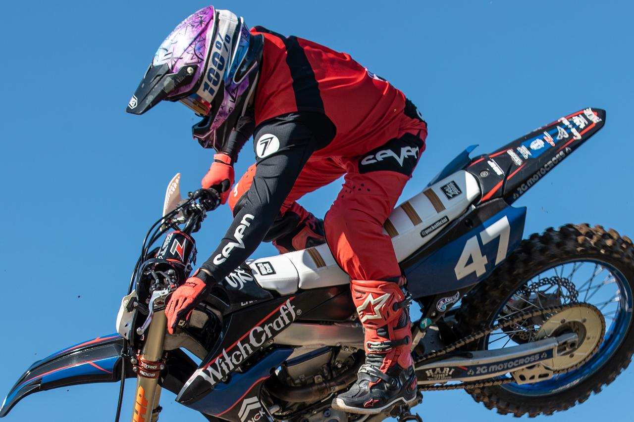 マテリアル系ウエアのパイオニア、セブンを実走で試す (1/3) - Off1.jp