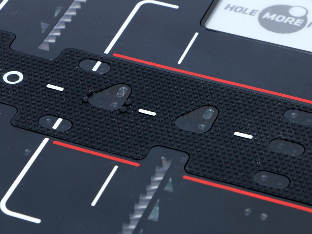 パター練習におすすめ！最新パター練習器具「ホール モア パット」