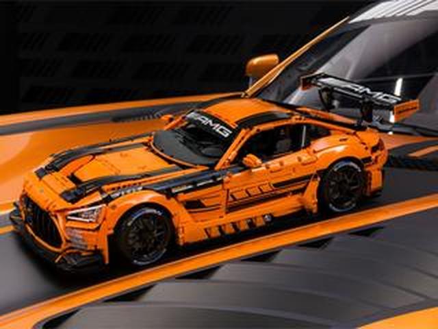 メルセデス-AMG GT3が「組み上がる」!CaDA製1:8スケールの本格モデル