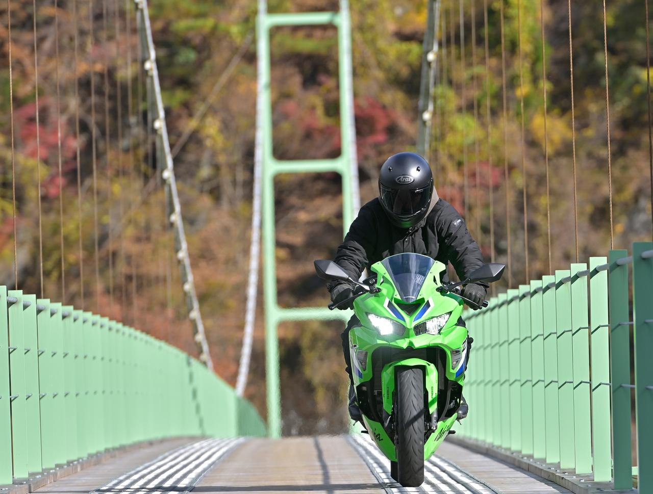 Ninja ZX-25RRで旅を愉しむ｜250cc・4気筒スーパースポーツの