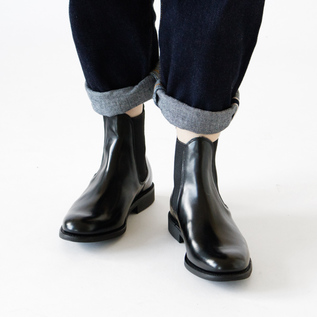 サイドゴアブーツ CHELSEA BOOT 1829 Black／SANDERS（サンダース