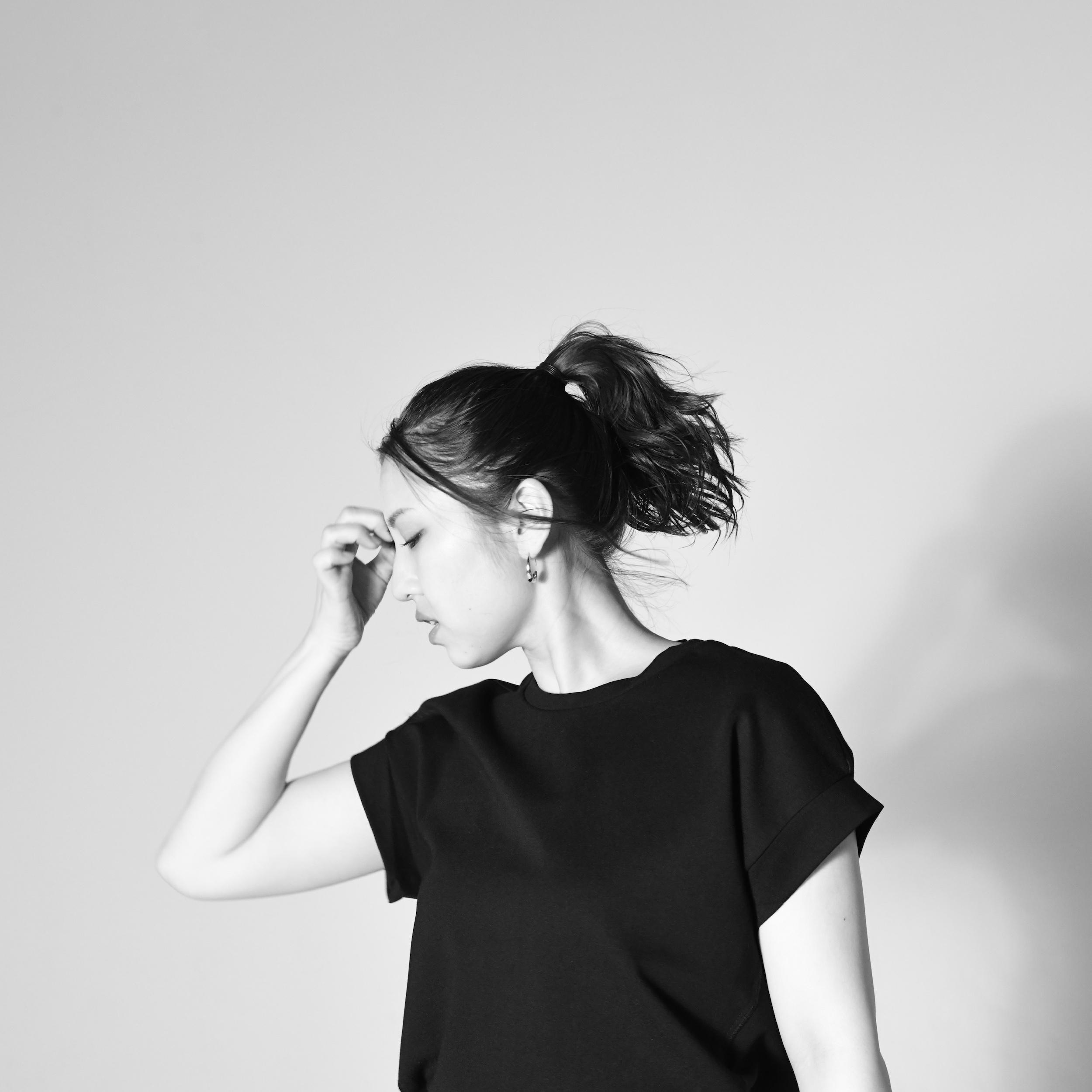 デビュー15周年イヤー突入の阿部真央、夏のソロツアーと秋の全国Zepp