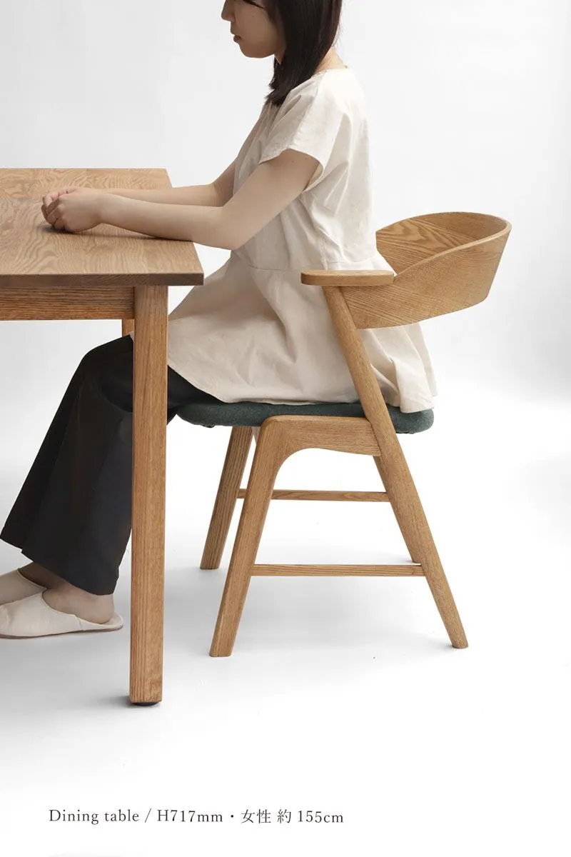 MOMO NATURAL | モモ ナチュラル - オフィシャルサイト LAME CHAIR