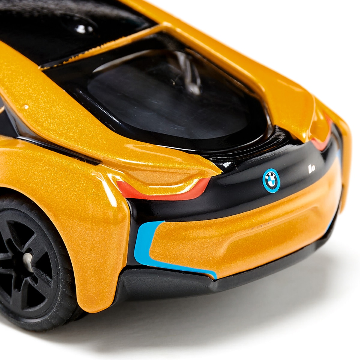 BMW i8: バリエーション表示 ボーネルンド オンラインショップ。世界中