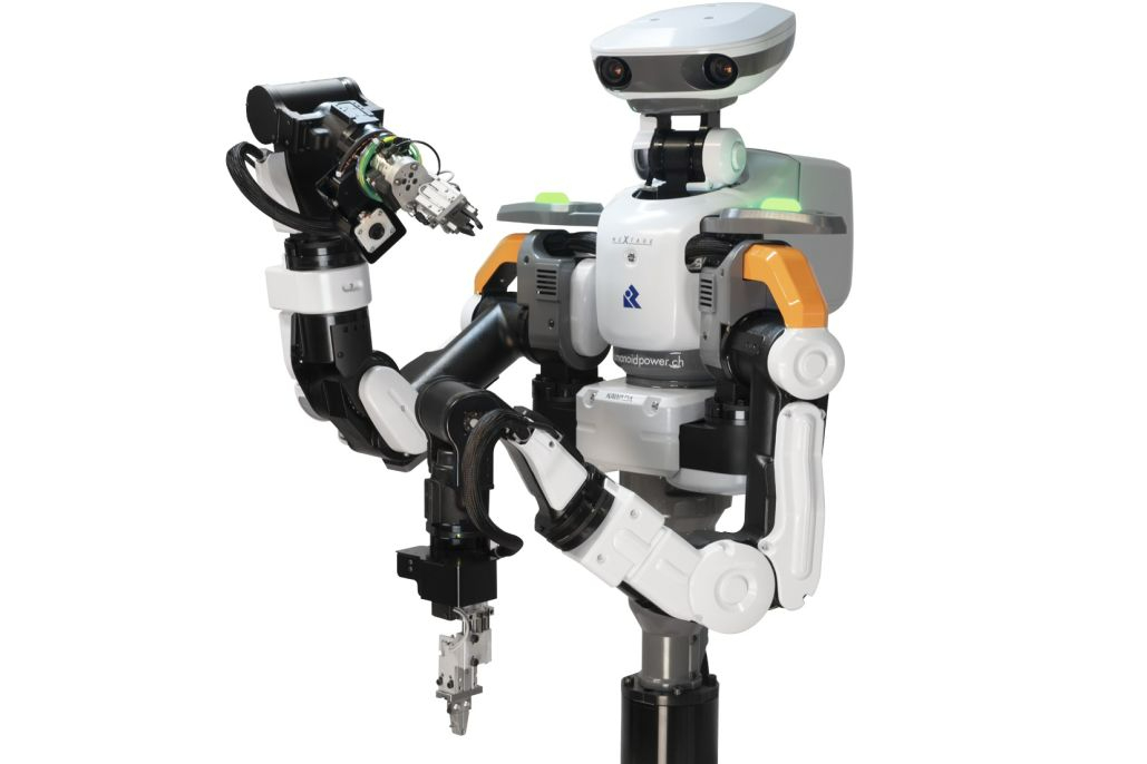 Humanoid Robot Features User-Friendly Control Interface | Modern