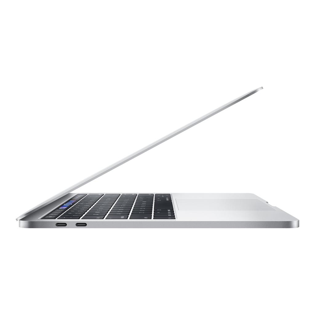 MacBook Pro 15 インチ (2017) シルバー - Core i7 2.8 GHZ - SSD