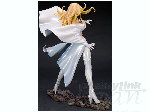 1/8 マーベル美少女スタチュー: エマ・フロスト | HLJ.co.jp