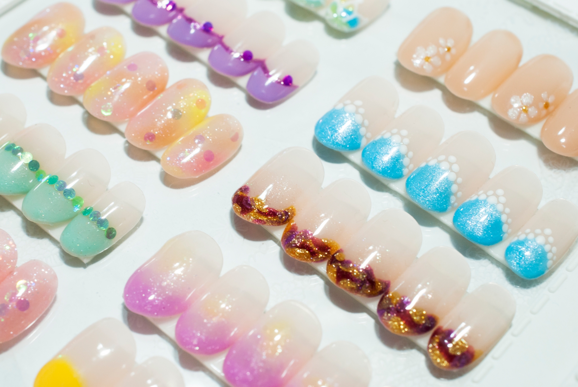 ネイル用のエアブラシカラーおすすめ4選！パール入りも | HEIM [ハイム]