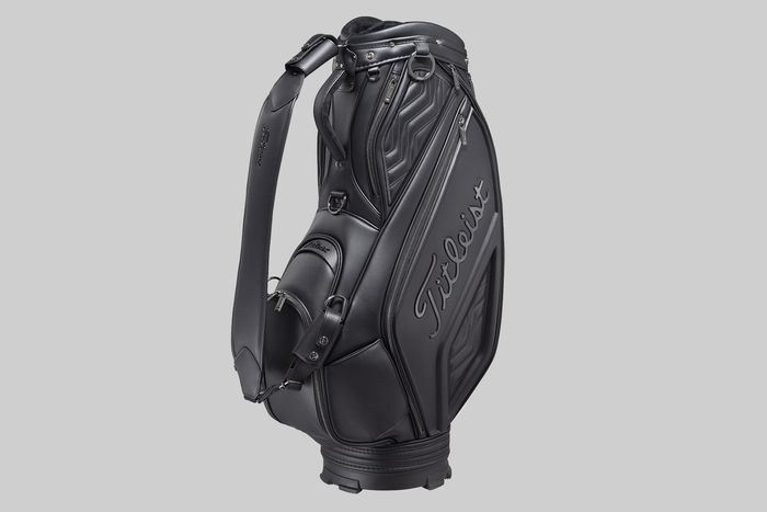 オールブラック”がクールすぎる！ タイトリスト「Newアルバトロス