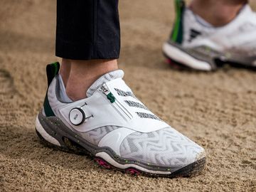 えっ、アッパーが「モチモチのうどん」！？ アディダス『コードカオス