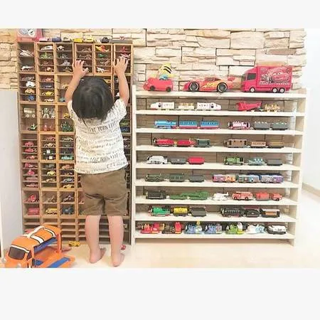 見るだけでも面白い！ 真似したくなるプラレール＆トミカ収納術 | 子供