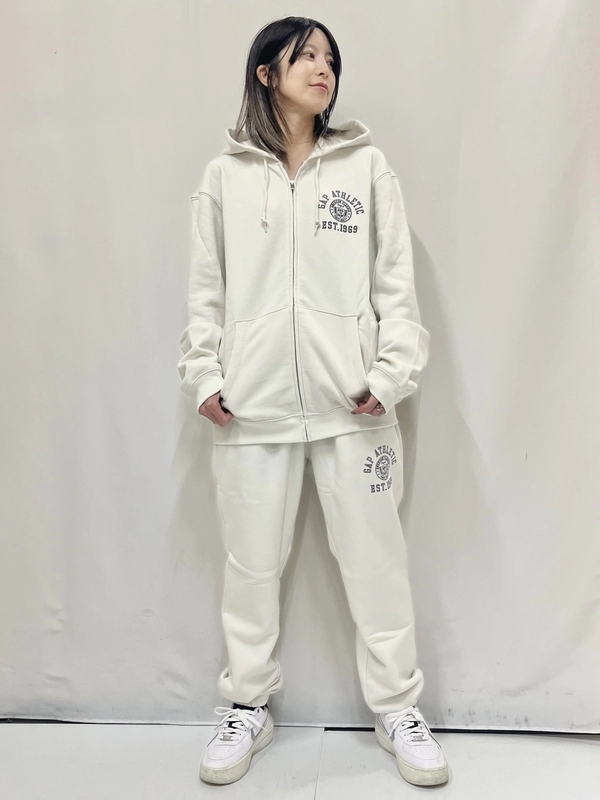 NEW】Gap Athletic セットアップのスタイリング | Gap公式オンラインストア