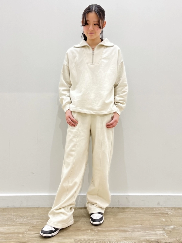 ハーフジップ⭐︎スウェットセットアップのスタイリング | Gap公式