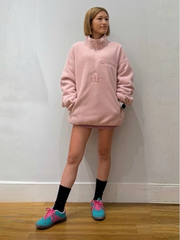 Gap公式オンラインストア | ボア オーバーサイズ ハーフジップ GAPロゴ