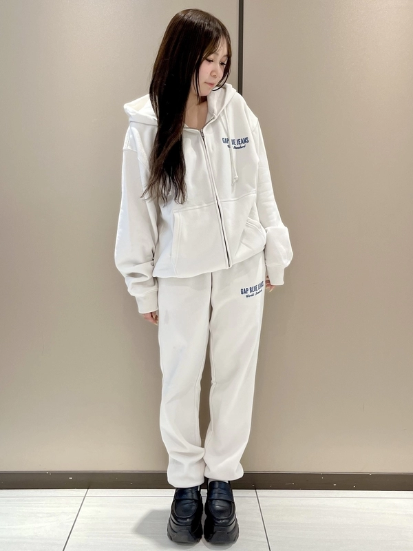 新作】セットアップのスタイリング | Gap公式オンラインストア