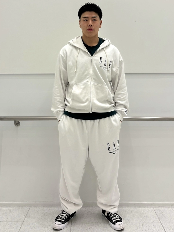 30周年記念⭐︎セットアップのスタイリング | Gap公式オンラインストア