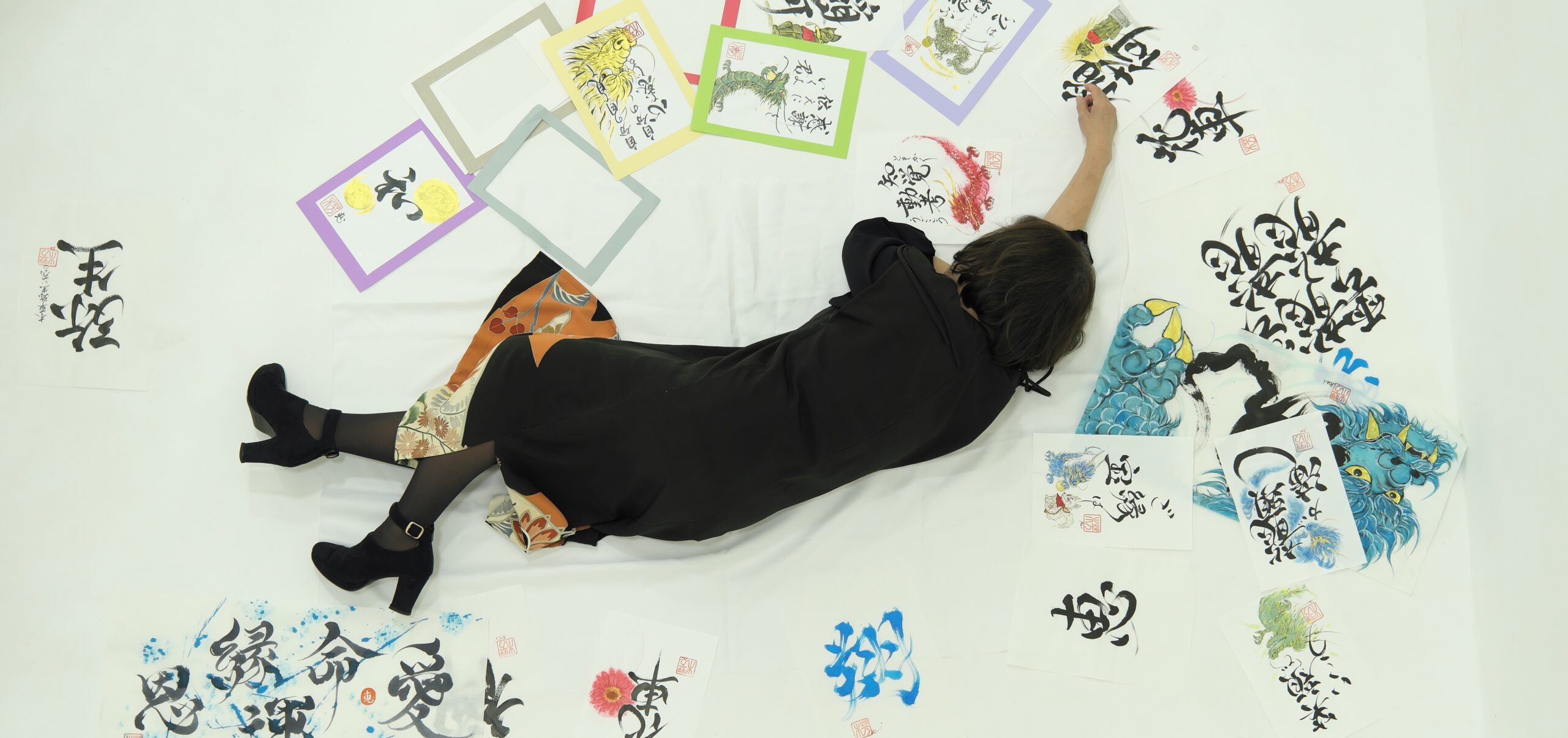 60代主婦が世界的書道家に！ニューヨークで輝く「一筆の魂