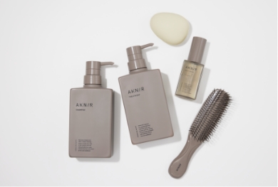 パーフェクトセット初回【ローズ×サンダルウッド】｜AKNIR（アクニー