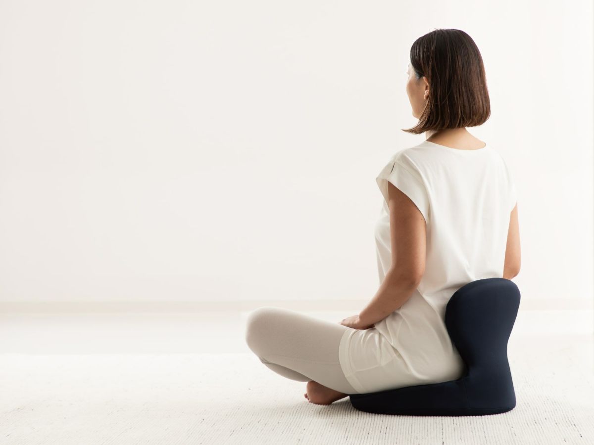 BOLLARD CHAIR | 【公式】&MEDICALオンラインストア