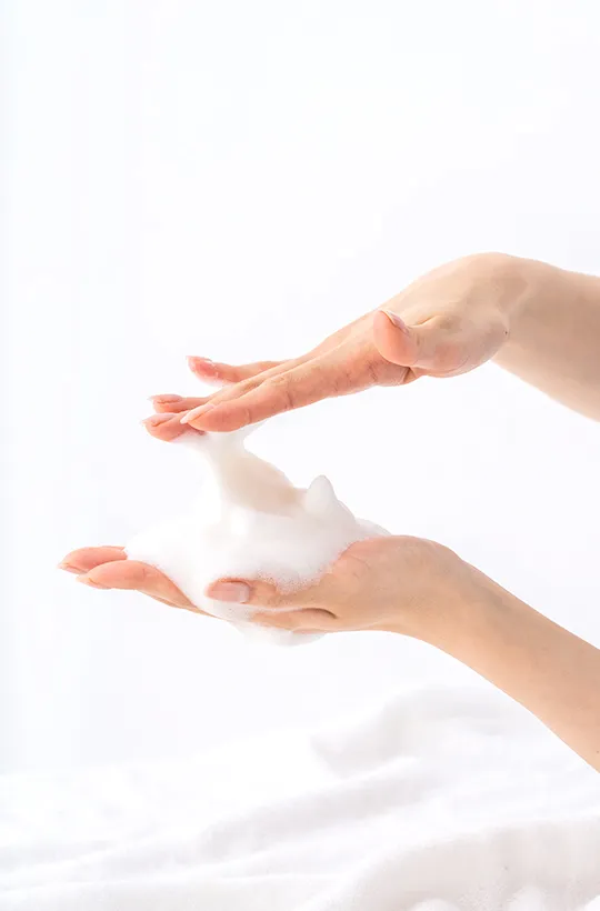 セルノートフェミッシュプレミアムホイップ 詰め替えパウチ(150ml)×5 FeMish Premium WHIP <150ml> アロマティックウッディ [詰め替えパウチ