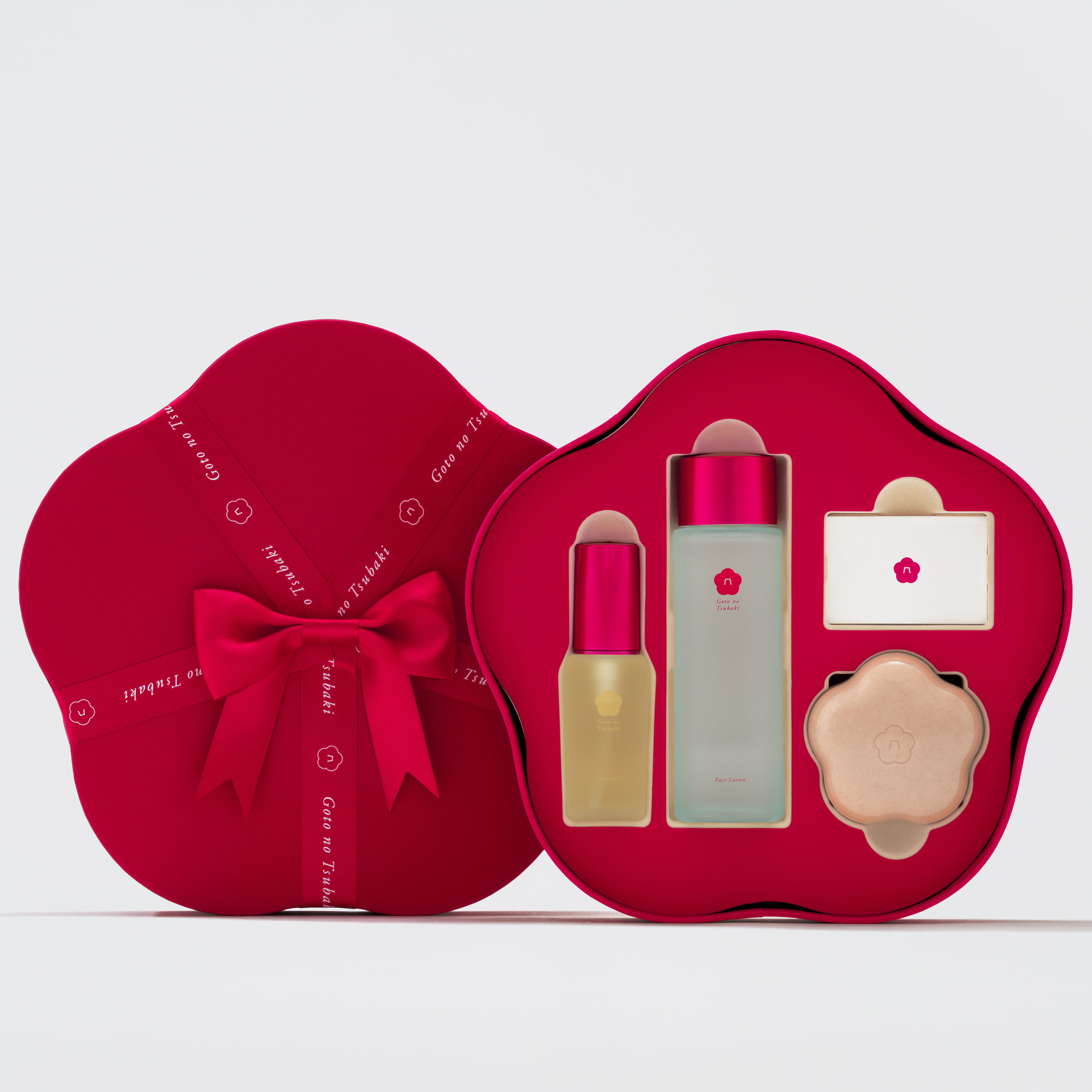 五島の椿セット スペシャルギフトボックス | 保湿水 ＋ せっけん ＋