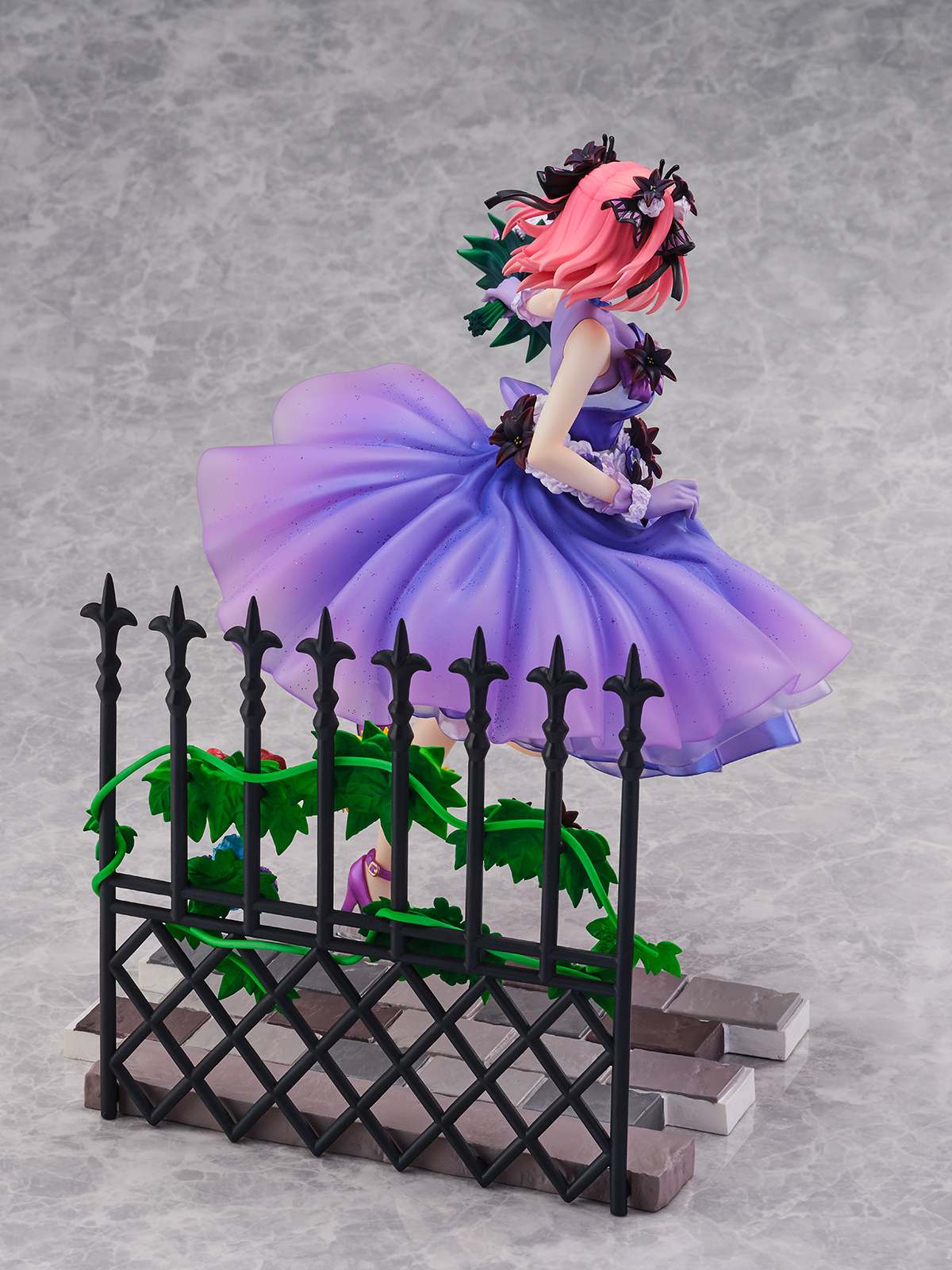 SHIBUYA SCRAMBLE FIGURE 中野 二乃 -Floral Dress Ver.- 1/7スケール