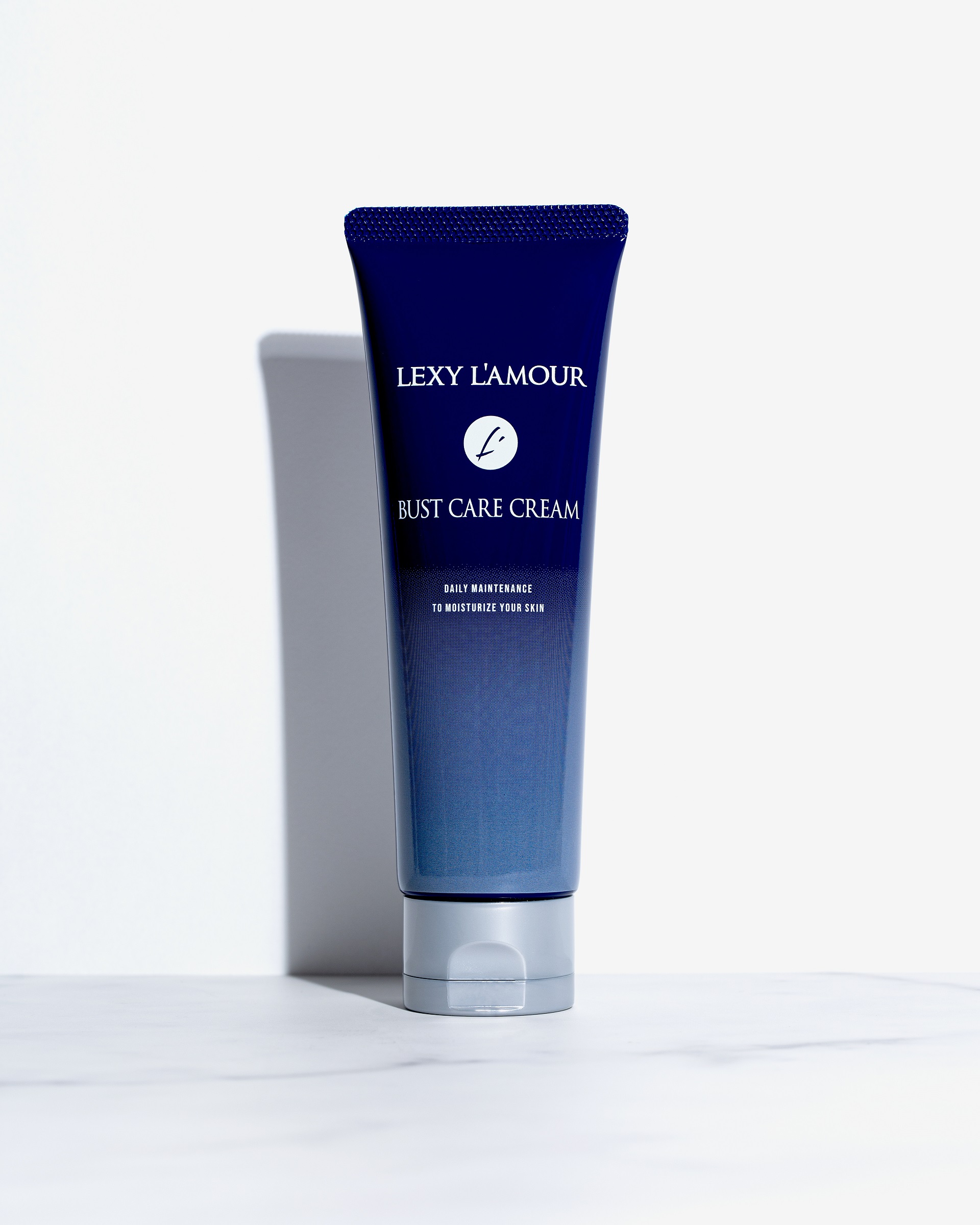 LEXY L'AMOUR（レクシーラムーア）