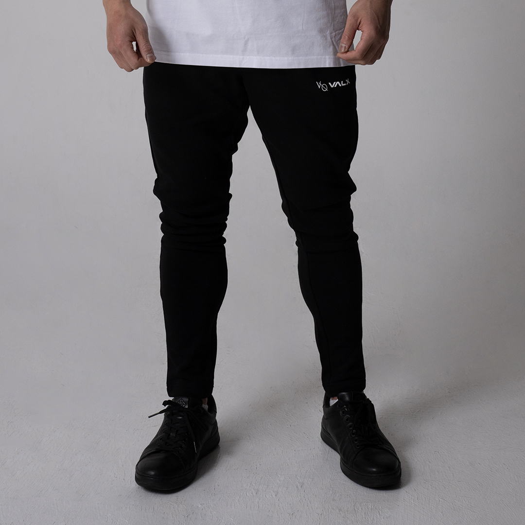 公式限定】Vanquish Fitnessコラボ スリムフィットジョガーパンツ（BK