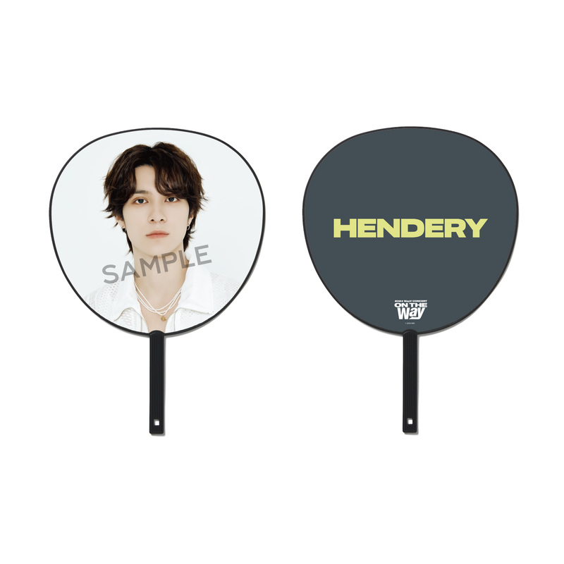 BIGうちわ | SMTOWN OFFICIAL ONLINE STORE