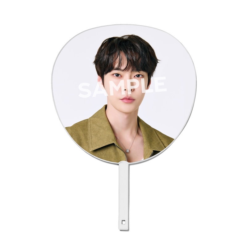 BIGうちわ | SMTOWN OFFICIAL ONLINE STORE