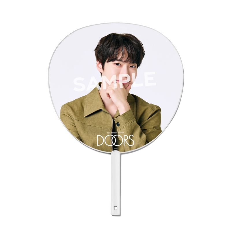 BIGうちわ | SMTOWN OFFICIAL ONLINE STORE