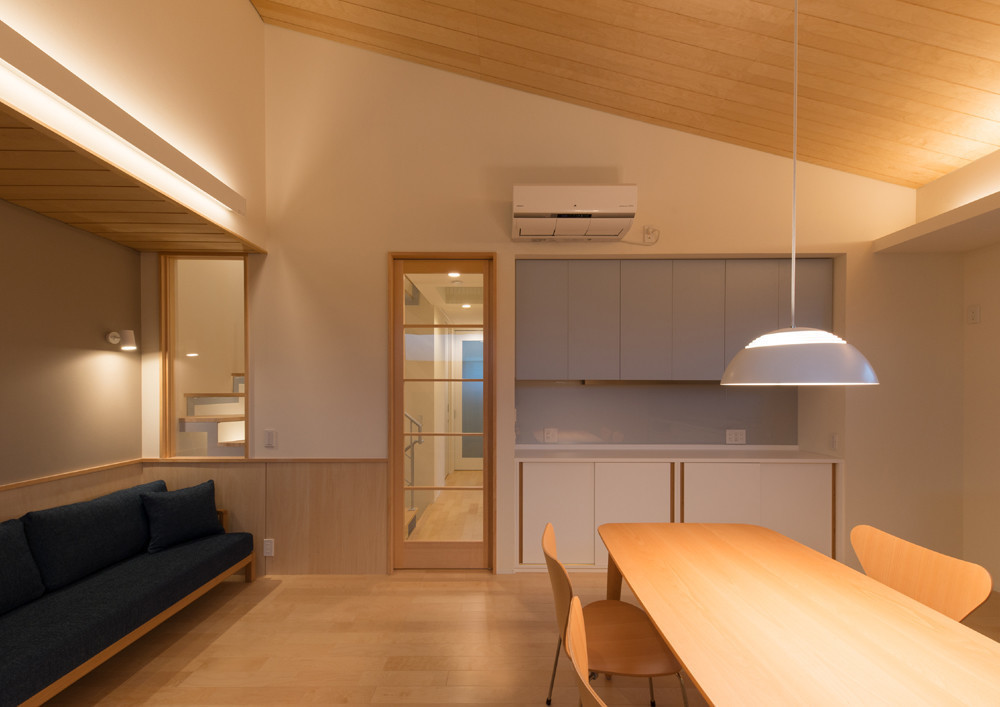 DEZERT 「変」「飼育部屋」 DEZERT 「変」「飼育部屋」 ハイタイプの