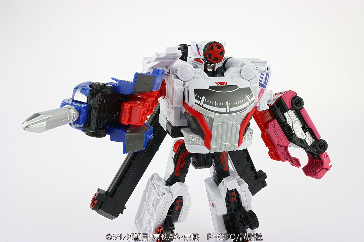 ブンブンカーが瞬間変形＆合体！ 「DXブンブンジャーロボ」爆速