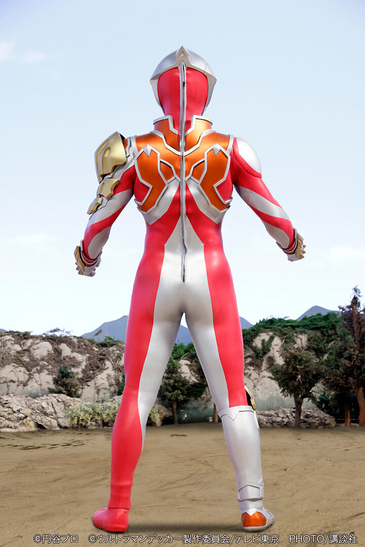 ウルトラマンデッカー フラッシュ・ストロング・ミラクルタイプ 3体