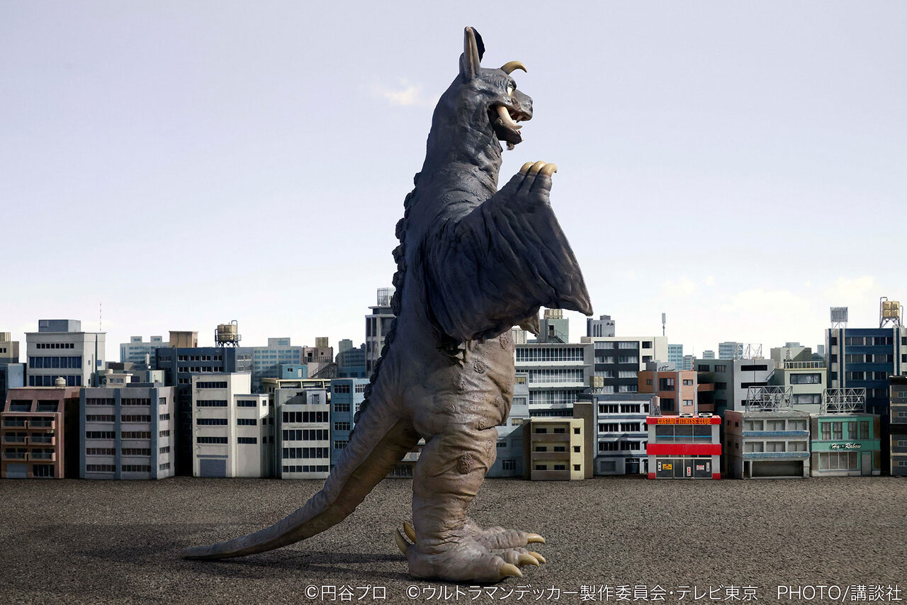 ウルトラマンデッカー】一度もウルトラマンと戦ったことがない!? 幻の