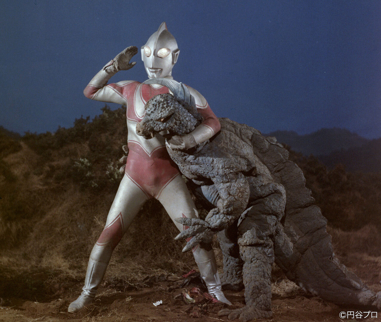 4月2日 アーストロン出現！ 帰ってきたウルトラマンの戦いがはじまる