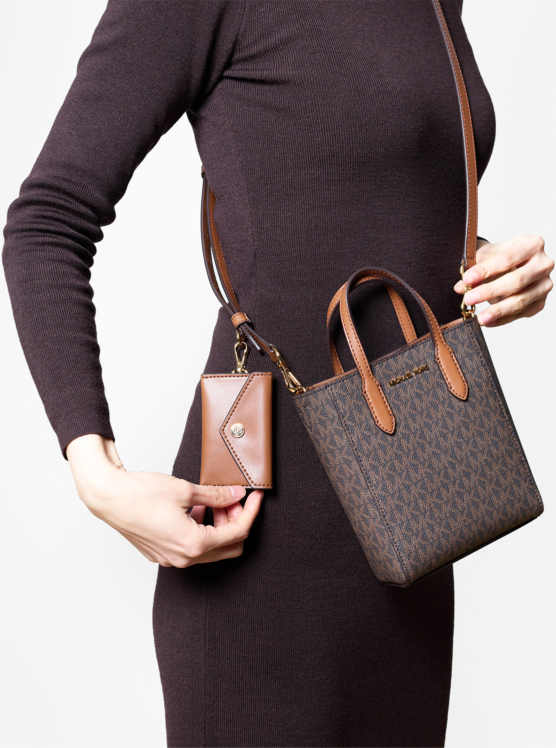 公式アウトレット】VINCENT サフィアーノレザー クロスボディ ウィズ