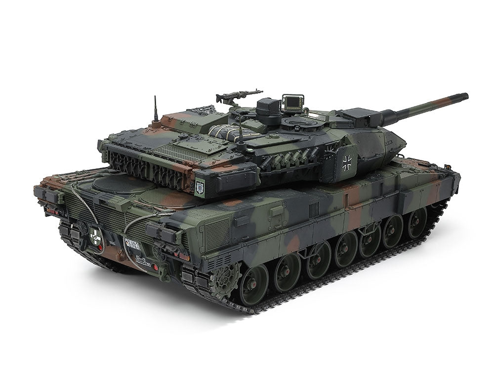 LEOPARD 2 A7V ラジオコントロールタンク 1/16スケール Tamiya 1/16
