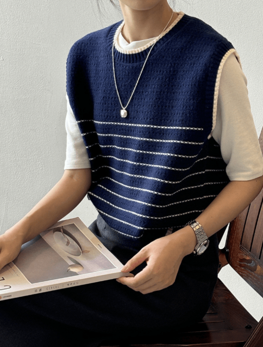 骨格ナチュラルボーダーラウンドネックニットベスト トップス|骨格