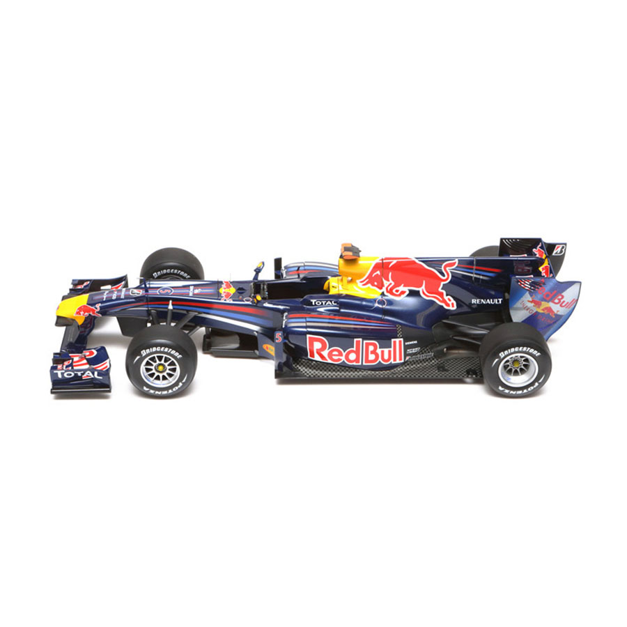 Red Bull Racing Renault RB6 - Tamiya 20067 | kingshobby.com
