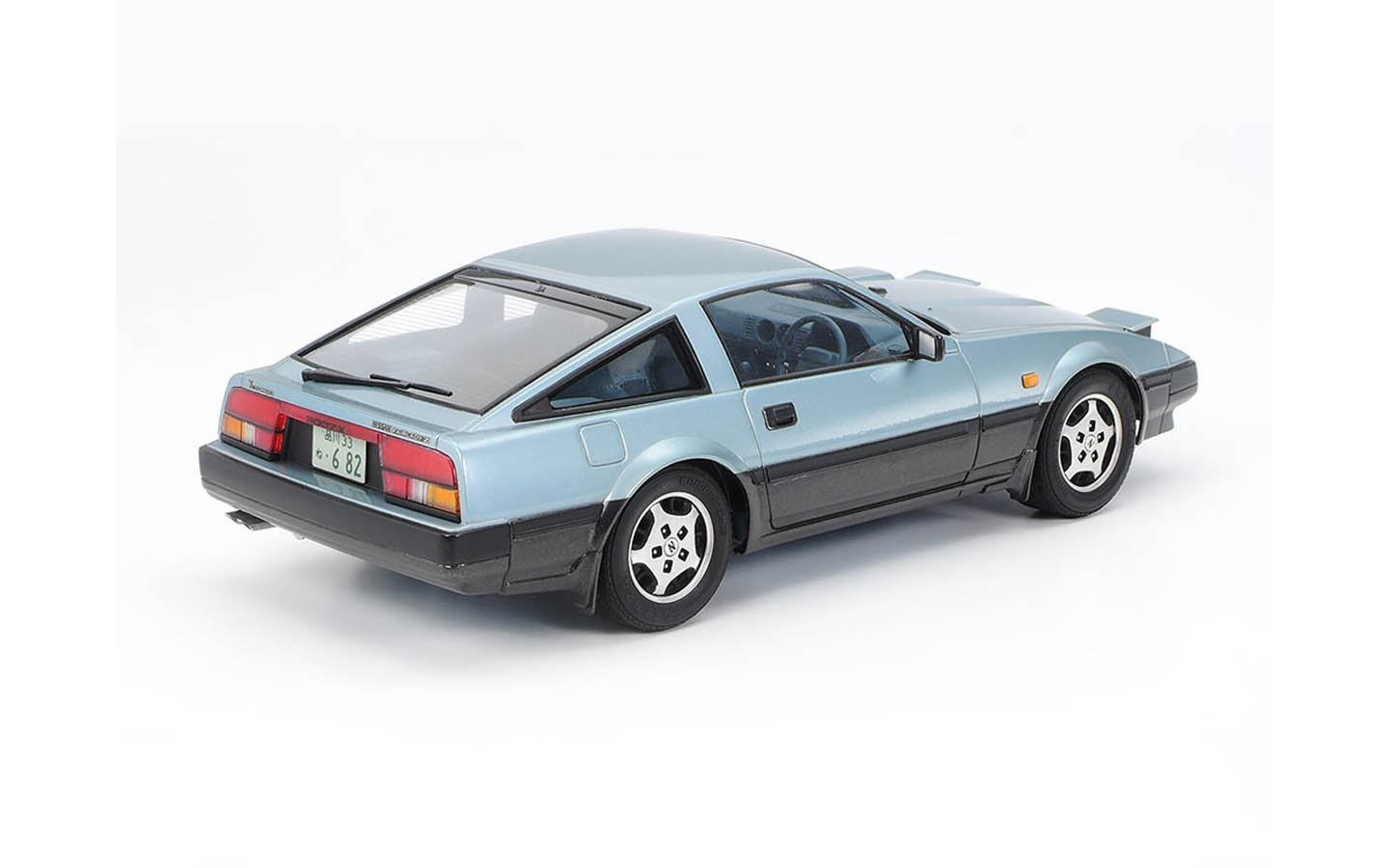 Nissan 300ZX 2 Seater Kit - Tamiya 24042 | kingshobby.com