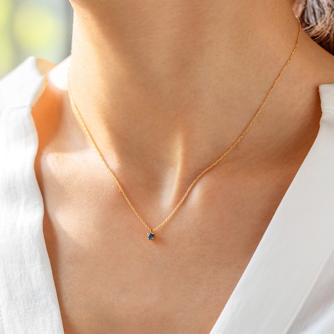 ビズー公式】ベキリーブルーガーネット K18/PTネックレス・アルモア