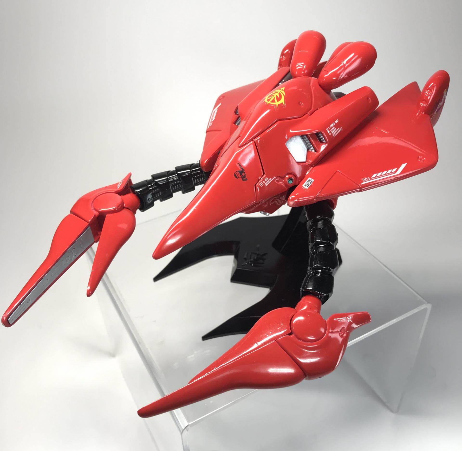 HG ヴァルヴァロ ソリッドグロス仕上げ | バンダイによる、遊びと学び