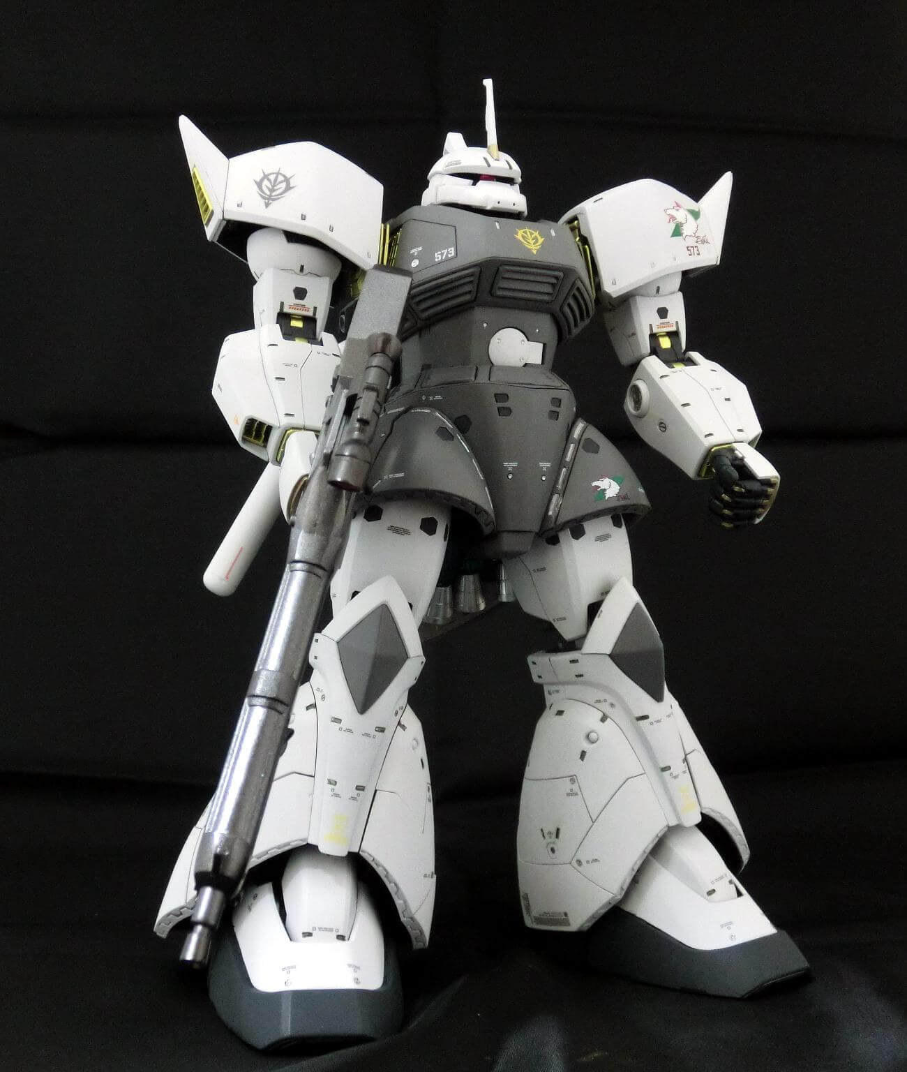 MG 1/100 MS-14B 高機動型ゲルググ（シン・マツナガ専用機
