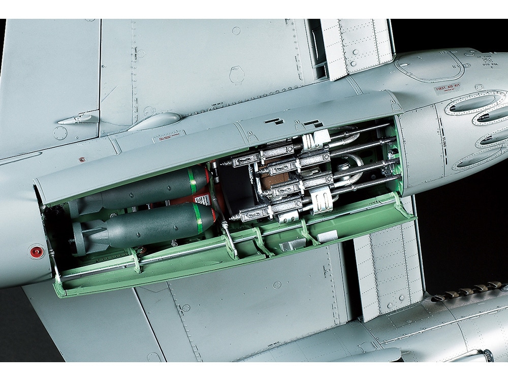 タミヤ 1/32 エアークラフトシリーズ デ・ハビランド モスキート FB Mk