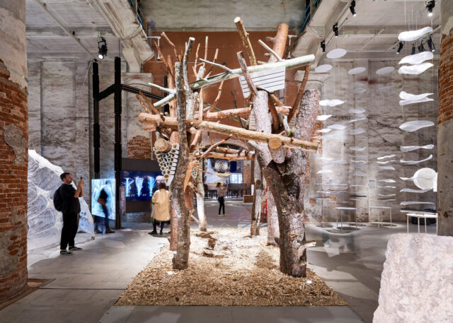 スカルパが1978年に完成させた「ブリオン＝ヴェガ墓地」の7年に渡る