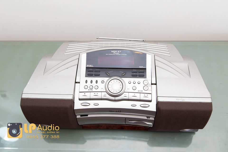 boombox kenwood mdx-e7