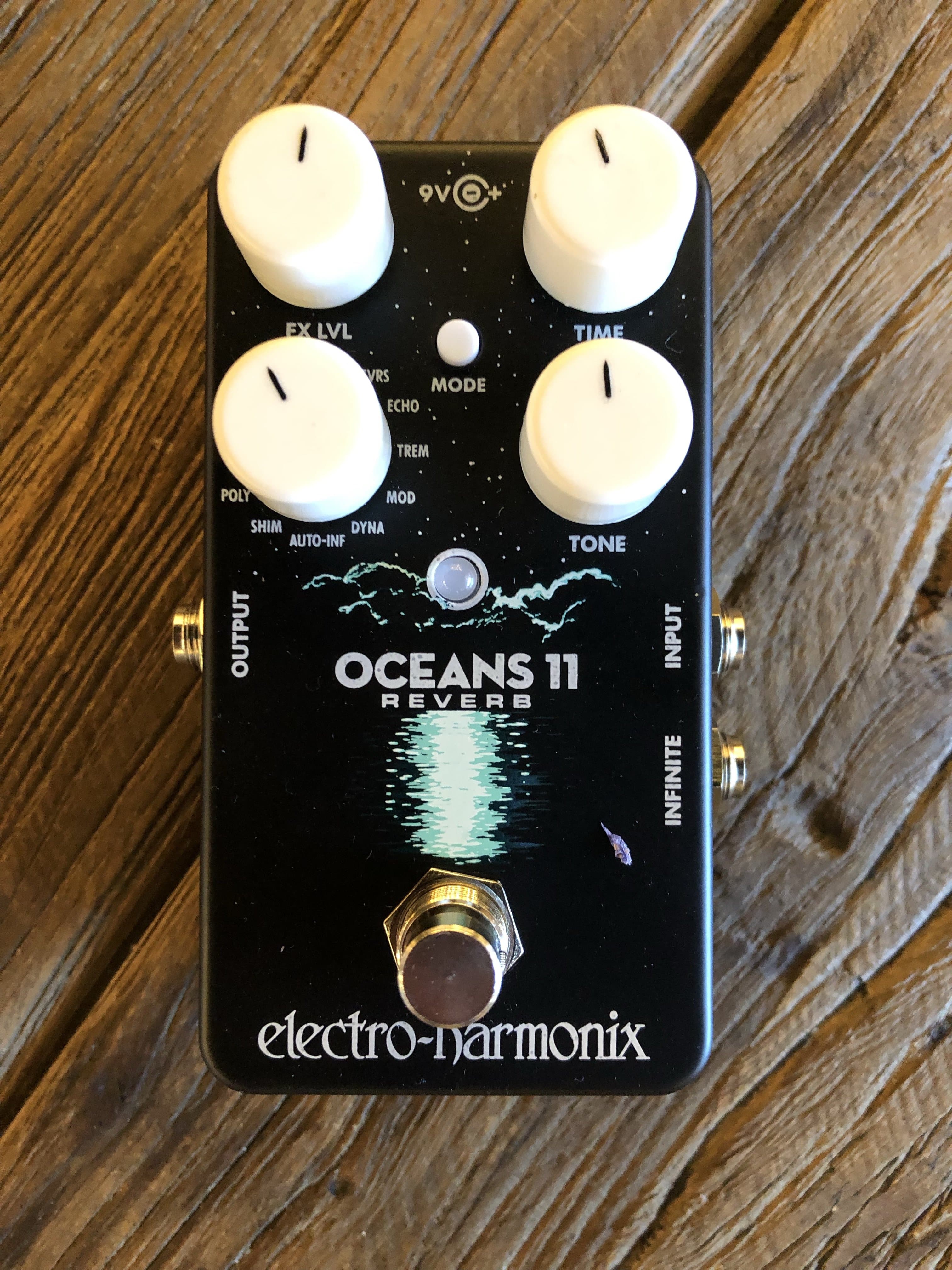 EHX Electro-Harmonix Oceans 11 Reverb – Danville Music